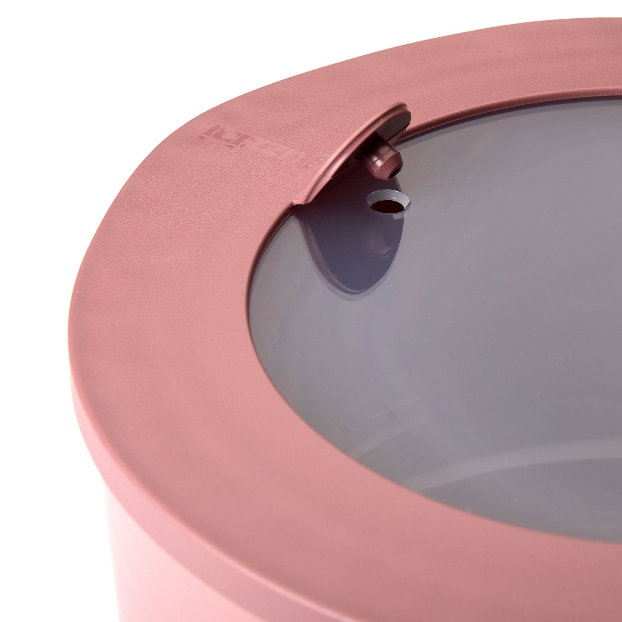 Cutie cu capac pentru depozitare, rotund, 1800ml, visiniu, Store&More Bio – GUZZINI