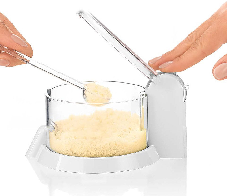Vas pentru parmezan cu lingurita, acril, 15 cm, colectia Forme Casa - GUZZINI - Image 1