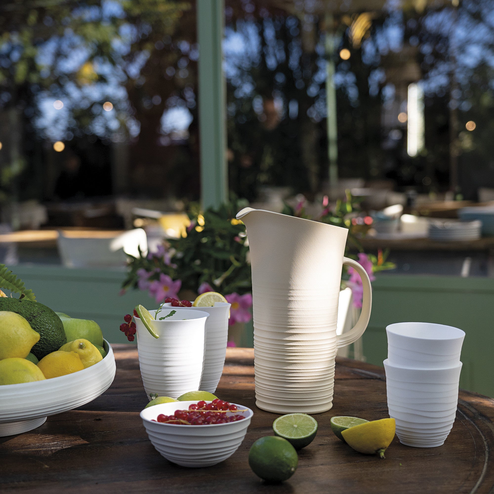 Carafa alba, din plastic reciclat, 1800 ml, colectia Tierra - GUZZINI - Image 1