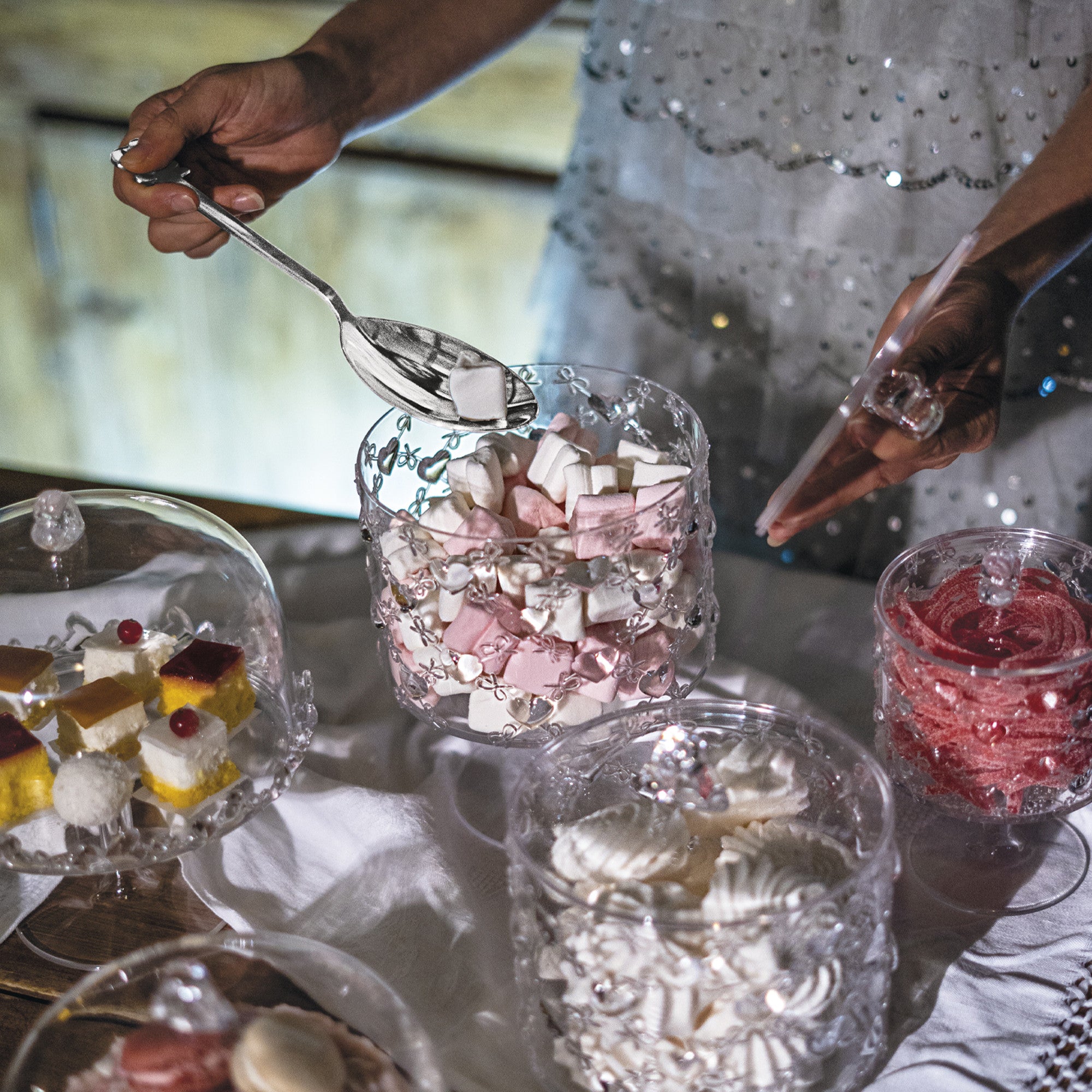 Lingura pentru servire bomboane, 26 cm, colectia Love - GUZZINI - Image 2