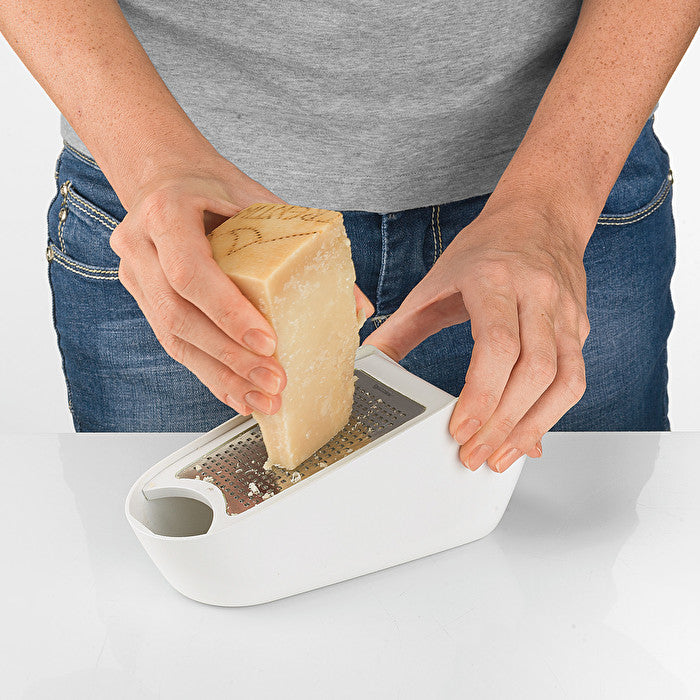 Razatoare cu dispenser de parmezan, gri, model Grate and Store - GUZZINI - Image 2