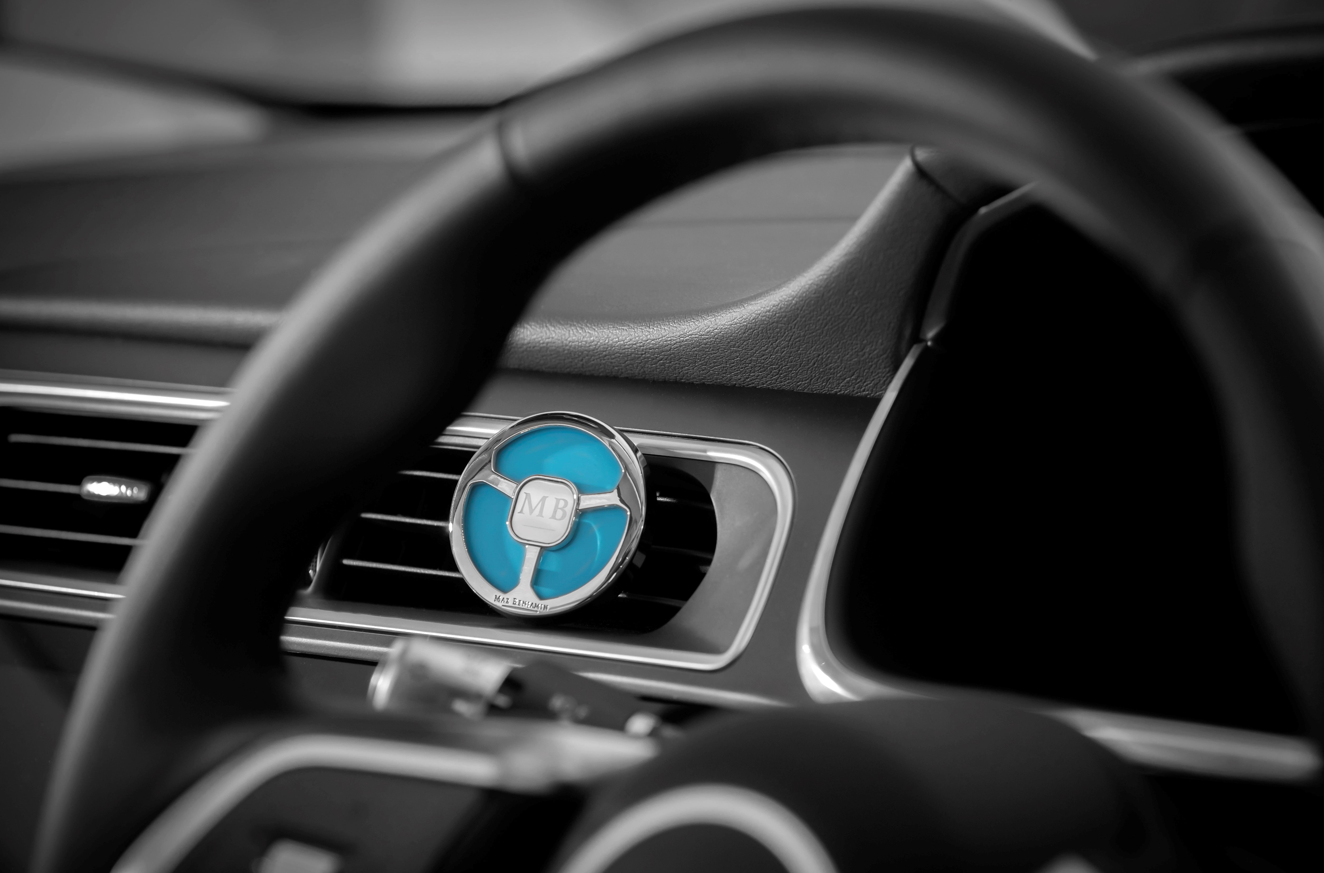 Aromatizator pentru masina, Blue Azure, colectia Car Fragrance - MAX BENJAMIN - Image 1