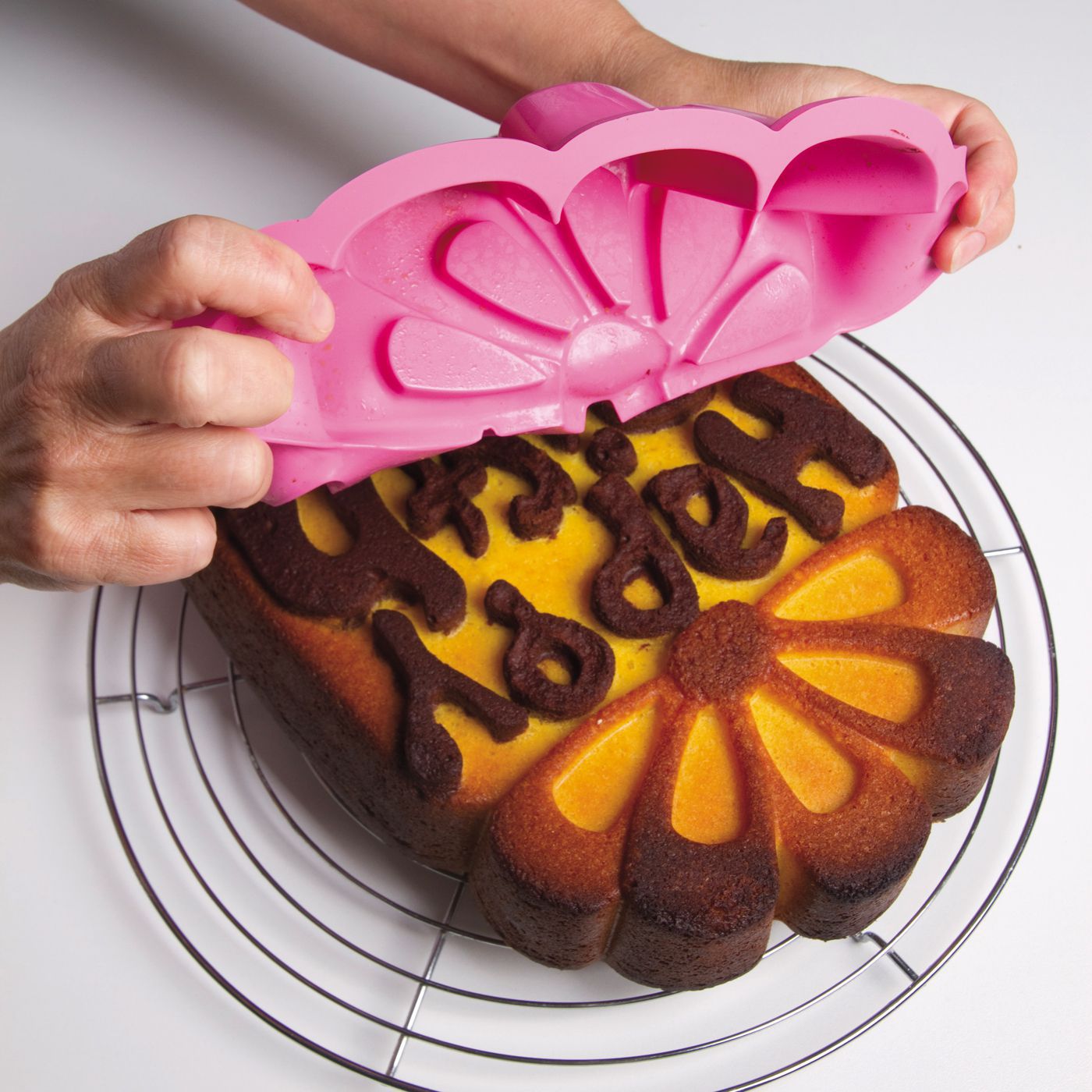 Forma prajitura, model tort Happy B-day, silicon platinic - PAVONI - Image 6