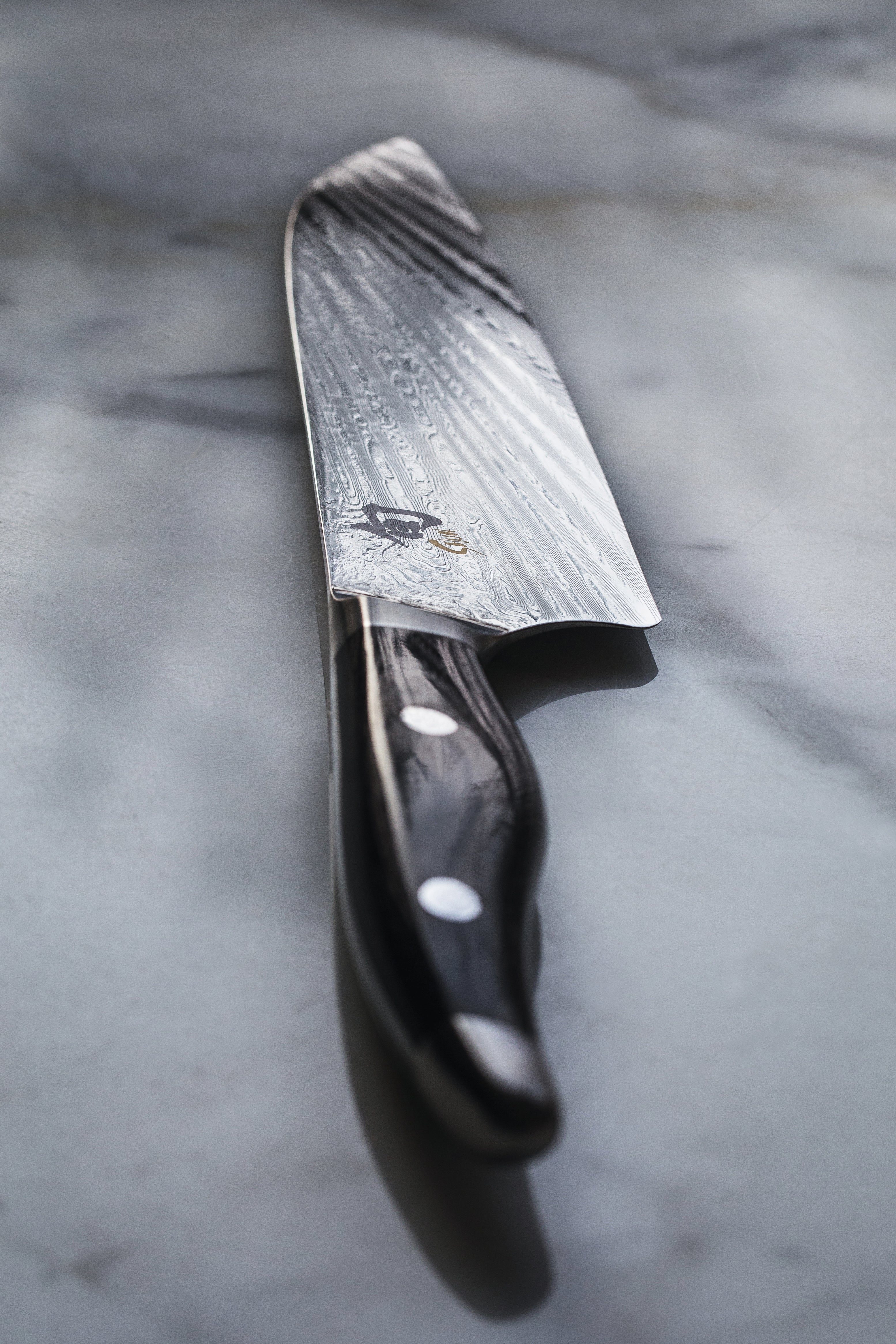 KAI Cutit Santoku, Shun Nagare, 18 cm - Image 5