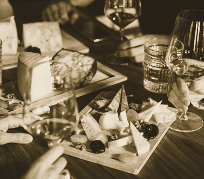 Cutit pentru branzeturi tari, inox si lemn de artar, colectia Formaggio - CILIO - Image 1