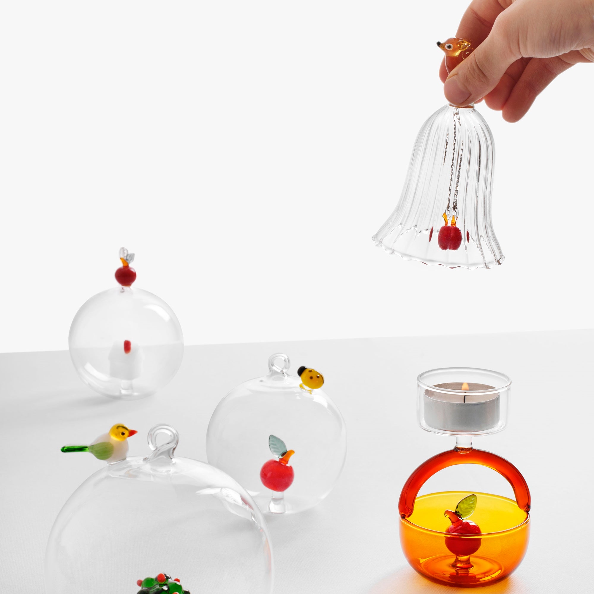 Clopotel din sticla, Caprioara, Red Apple by Alessandra Baldereschi - ICHENDORF - Image 1