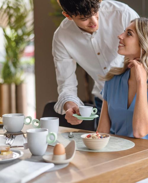 Set 4 cesti cu 4 farfurioare pentru espresso, 50 ml, verde, Everyday - GUZZINI - Image 1