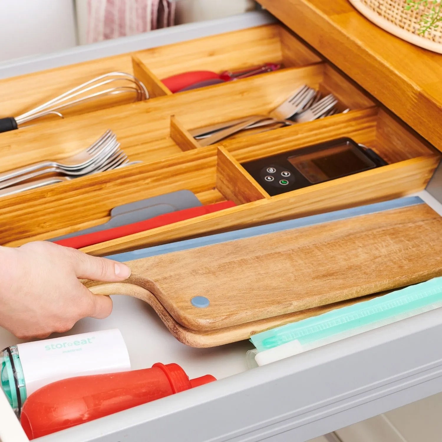 Tocator pliabil, lemn de salcam, 34.5 x 17 - MASTRAD - Image 4