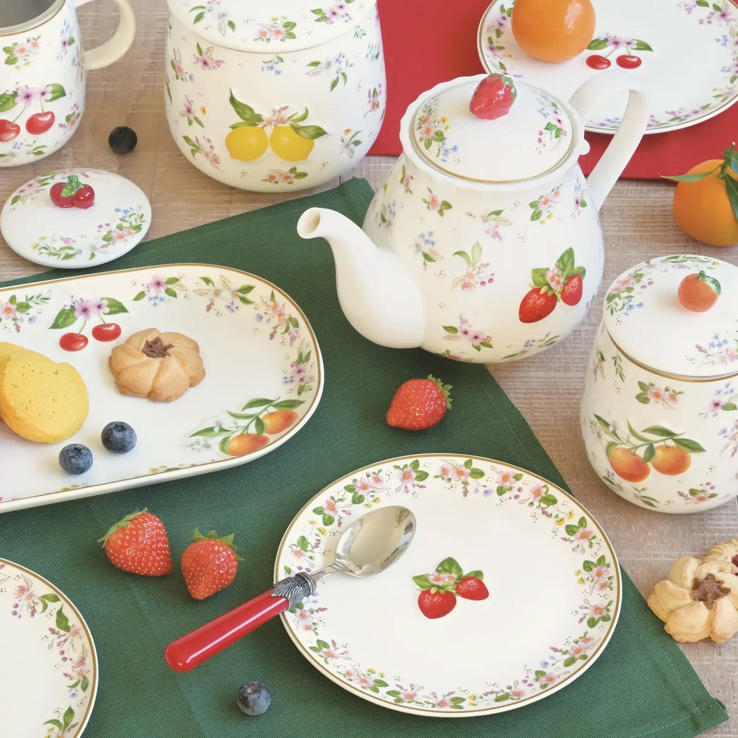 Ceainic din portelan, 850 ml, Fancy Fruit - COOKSHOP SPECIALS