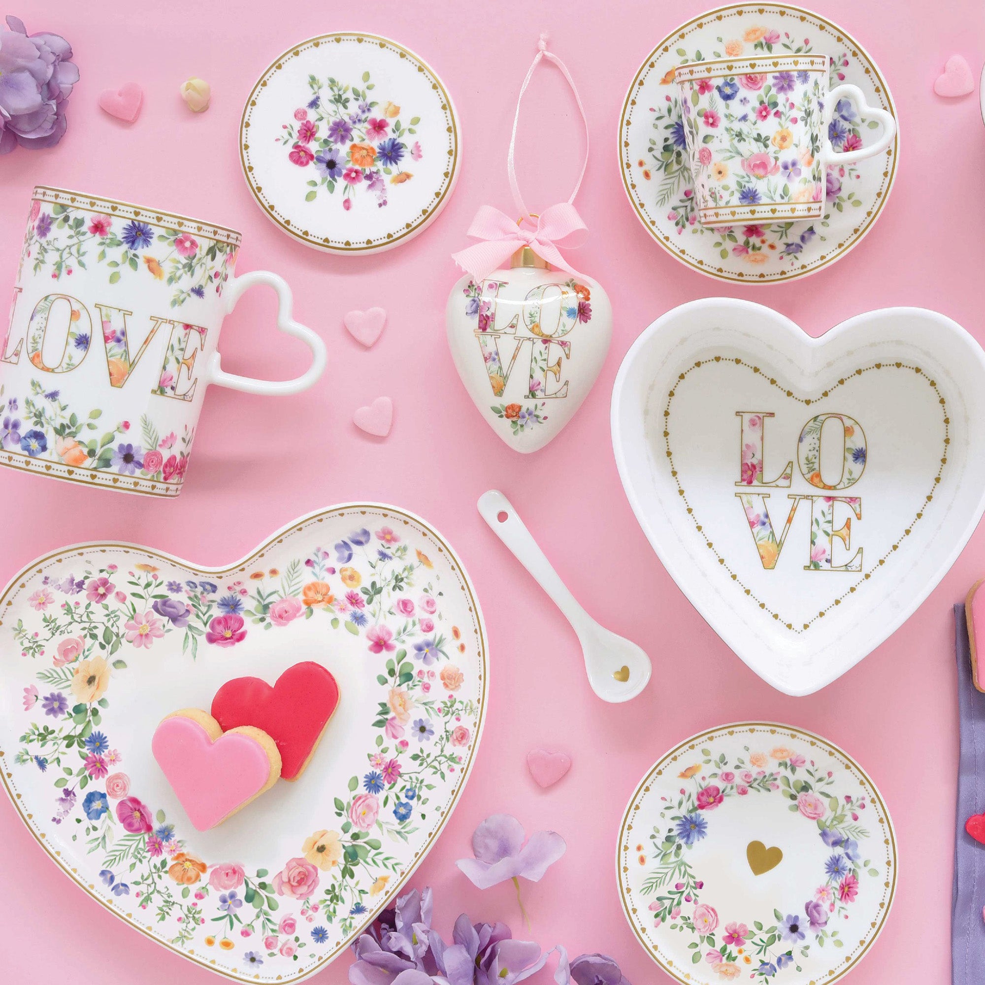 Set cafetiera si 2 cesti de cafea cu farfurii, 100 ml, Mon Amour - SIMONA'S COOKSHOP